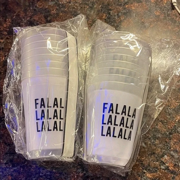 Falala White Party Cups TWO SETS 16 cups total. Get your Jingle on. 🎅🏻