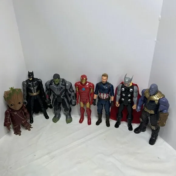 🔥Lot of 7 - Hasbro Marvel & DC 12