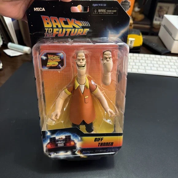 NECA - Toony Classics - Back To The Future - Biff Tannen 6