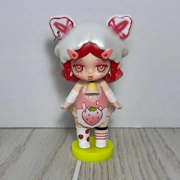 SIMONTOYS Kunana Bubble Girls Series Strawberry Milk Figure Pink Cow Girl Yellow