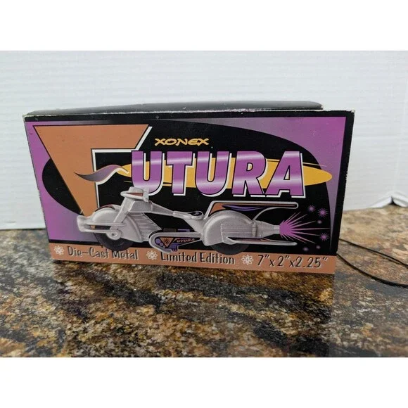 Vintage NIB Xonex Futura Futuristic Motorcycle Die Cast Space Toy LTD Edition