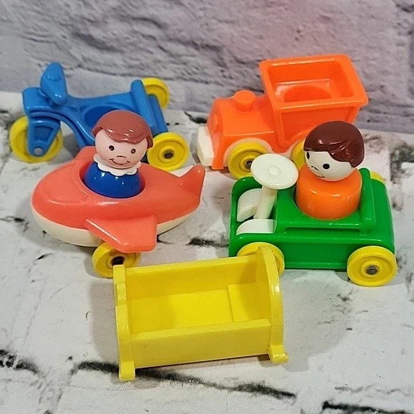 Vintage Fisher-Price Little People Figures Kids W/ Ride On Toys Train Plane‎ Car