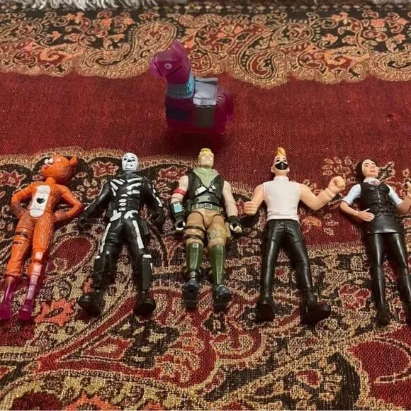Fortnite figures lot