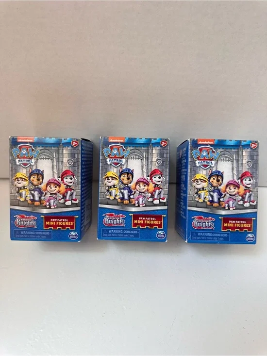 PAW Patrol Rescue Knights Mini Figures Blind Boxes