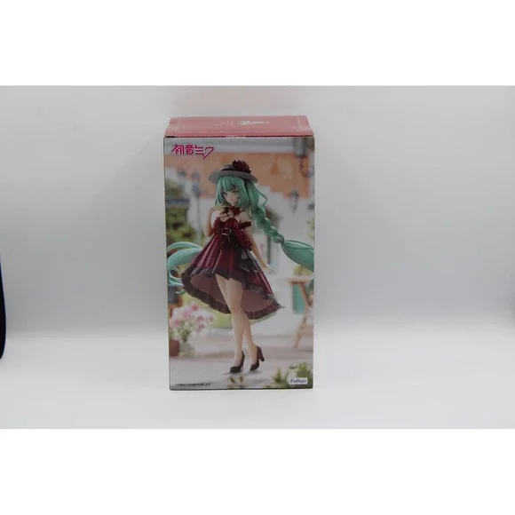 Furyu Hatsune Miku Outing Red Dress Trio-Try-It Statue