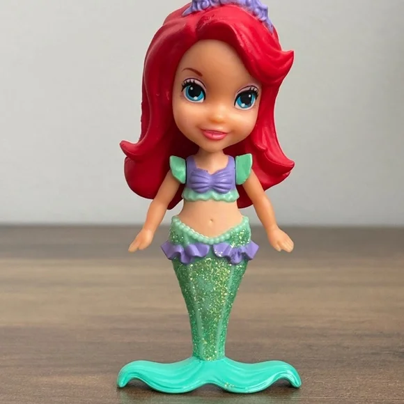 DISNEY Princess Mini Toddler Doll ARIEL Glitter Tail 3