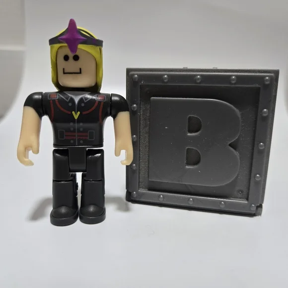 Roblox Lily Lady Of The Federation Series One Toy