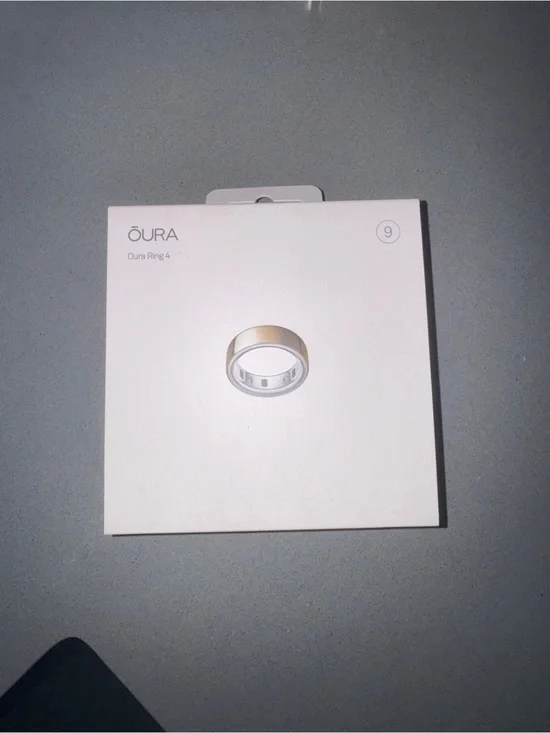 Oura Ring 4 - Gold