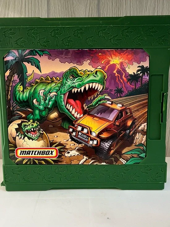 Matchbox K6970 Fold &Go Pop Up Playset Dino Volcano Green 2006 Dinosaur Set