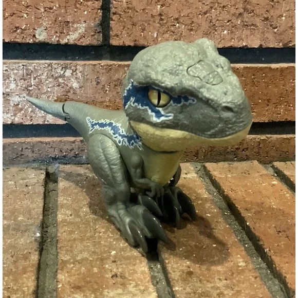 Jurassic World Primal Pal Velociraptor Electronic Toy‎ Sounds/Moves