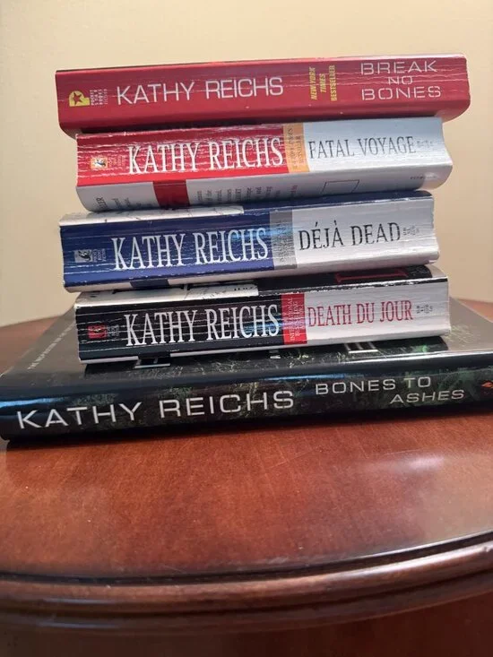 Set of 5 Kathy Reichs Books