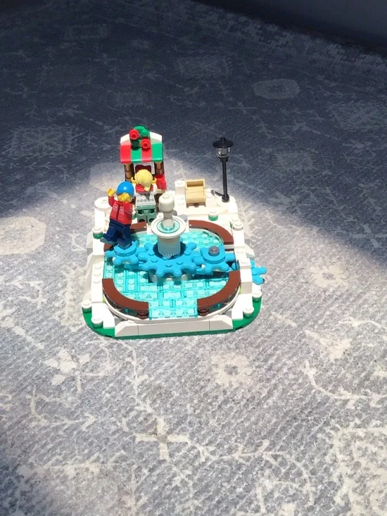 Lego Blue Turquoise Fountain Park Playset