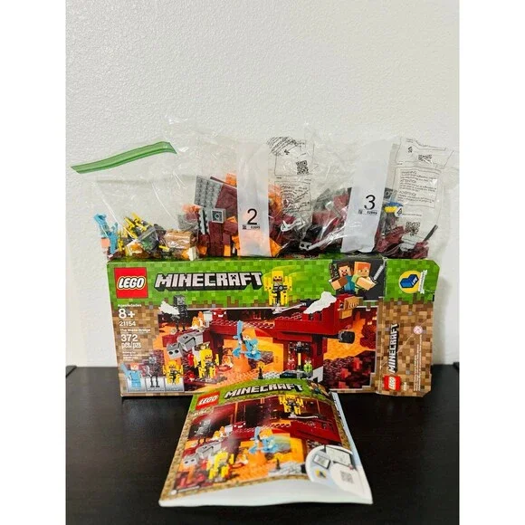 LEGO 21154 Minecraft The Blaze Bridge Retired 372pcs Complete w/Instructions