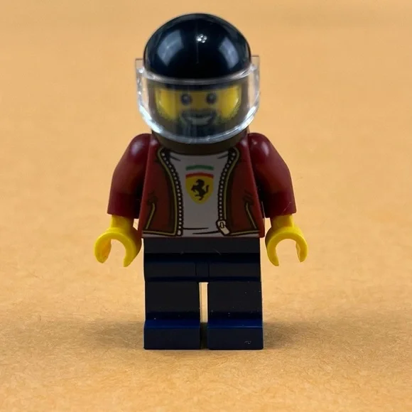 LEGO Speed Champions Ferrari F8 Tributo Driver Minifigure sc082 2