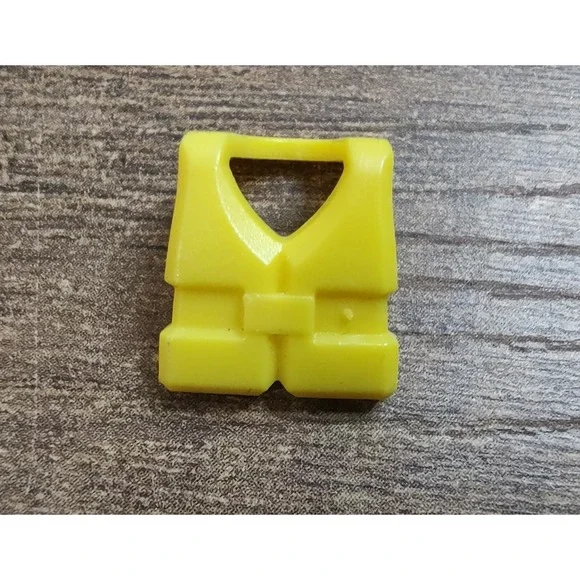 Lego Piece Part Yellow Minifigure Accessory Life Jacket Center Buckle Boat