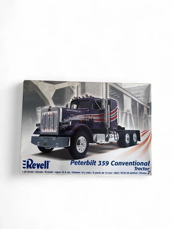 Revell Peterbilt 359 Conventional Tractor Model Kit - Blue & Silver