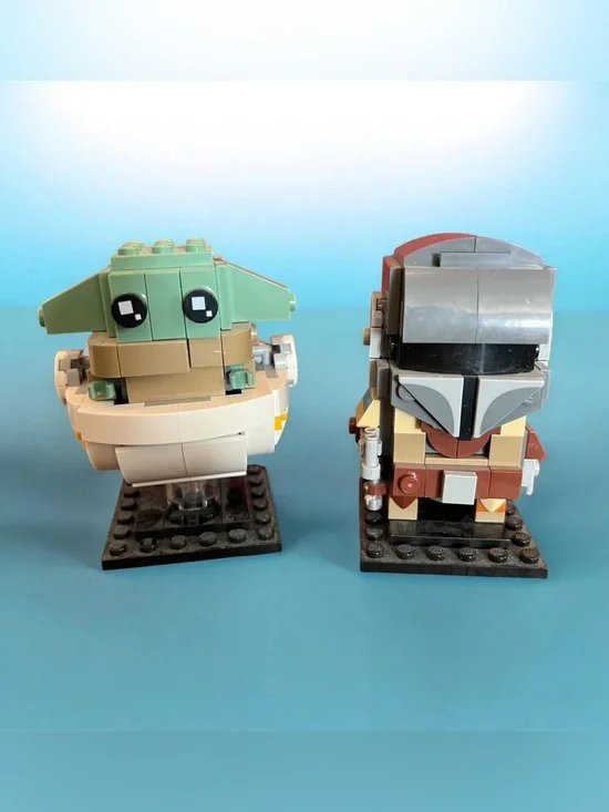 Lego Brickheads Mandalorian & The Child. Complete. No box put together