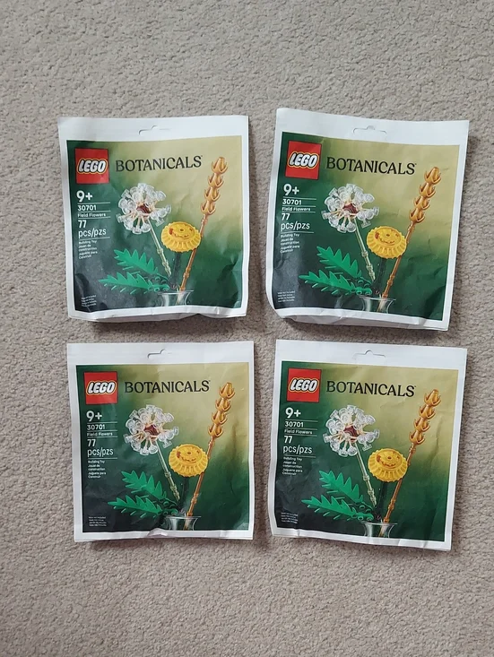 Lego Botanicals Floral Mini Builds - Yellow, Green, Gold