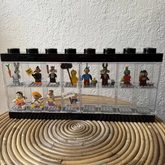 LEGO Collector Series Minifigure In Display Case Looney tunes Lot Of 12