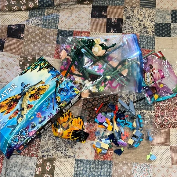 LEGO Avatar Set , flowers set & Disney with Colorful Pieces