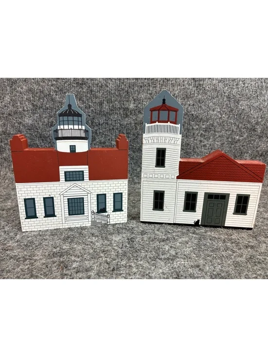 The Cat's Meow West Coast Lighthouse Series Point Pinos Light Wooden Collectible