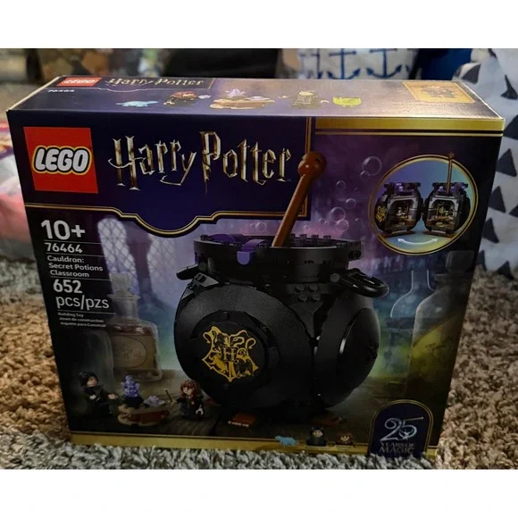 Lego-Harry Potter-Cauldron: Secret Potions Classroom Building Set (NWT) 76464