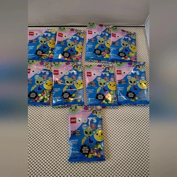 Lego Dots Bundle 9 Bags Arts and Crafts 41946 NWT Building Toy Set