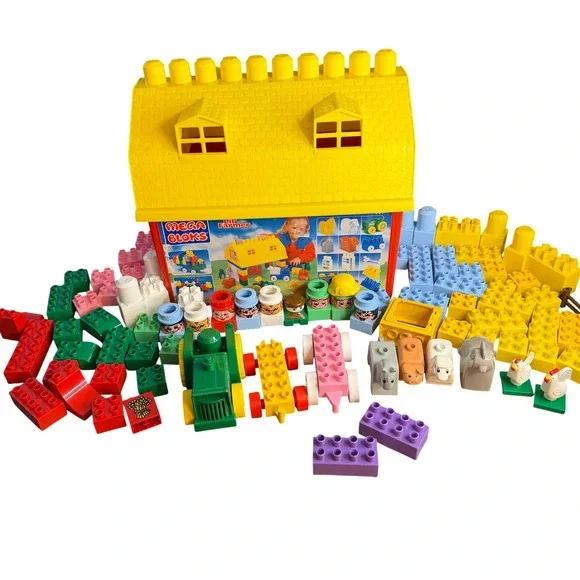 Vintage Mega Bloks Lil Farmer 801 Barn Building‎ Set with Tractor and Animals
