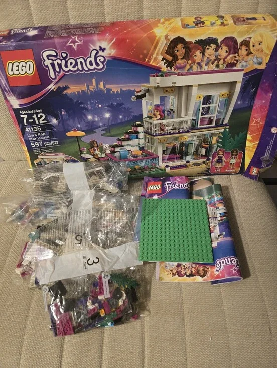 LEGO Friends Livi's Pop Star House (41135) - Retired Set *read