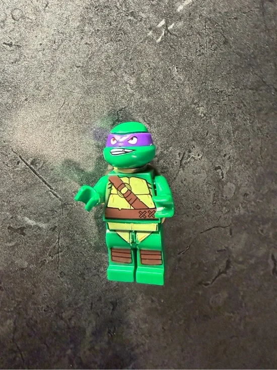 Lego Teenage Mutant Ninja Turtles Donatello Minifigure 79101