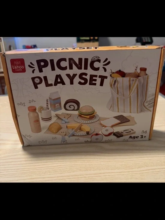 Lehoo Castle Play Food Sets for Kids Kitchen Wooden Toys Food Picnic Playset NEW