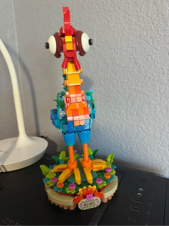 Lego Hei Hei Figurine