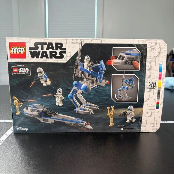 LEGO Star Wars 501st Legion Clone Troopers 75280 Blue White 285 Pcs Set