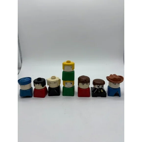 VINTAGE LEGO DUPLO Figures LOT 8 Pcs Early 1980s Block Heads Hair & Hat