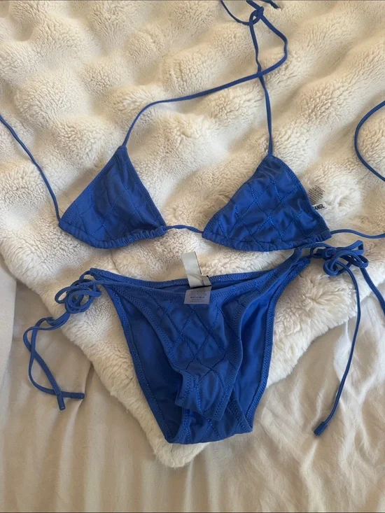 triangl swimwear Royal Blue Quilted Triangle Bikini Set