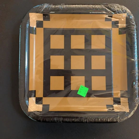 Gold and Black Square Patterned Plate