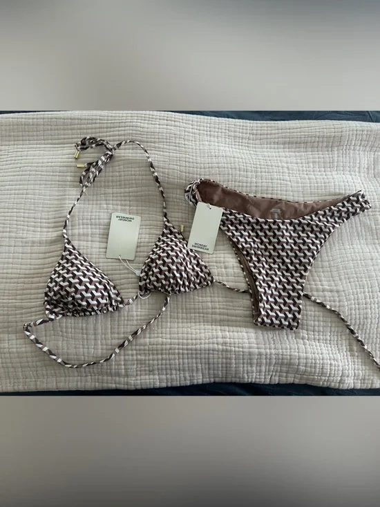 Monday Swimwear Husk Geo Set - NWT