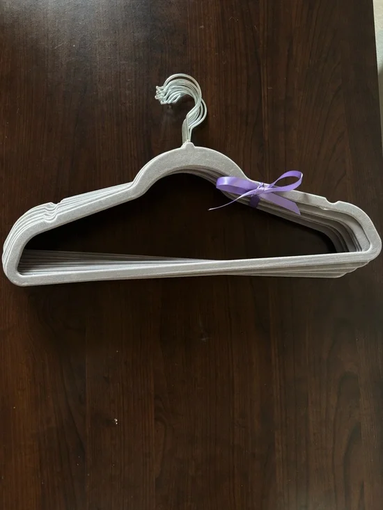 Velvet Non-Slip Clothing Hangers Light Gray