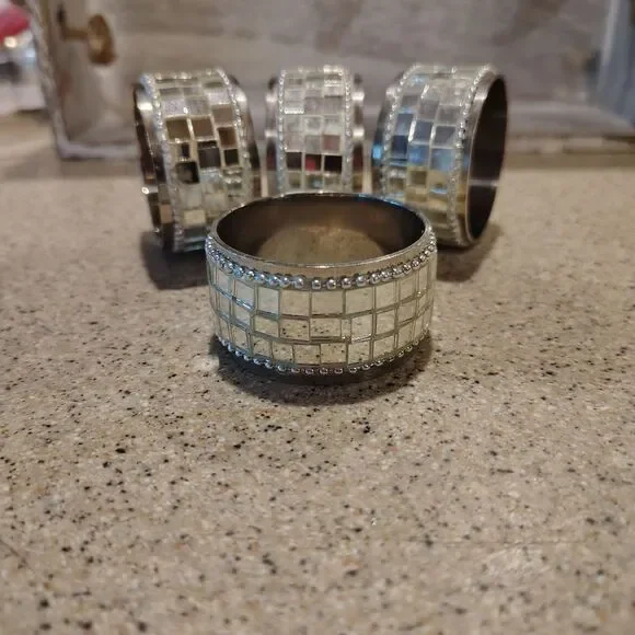 Pier 1 Silver Mosaic Napkin Rings Set Of 4