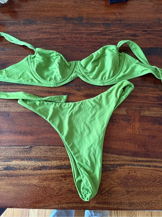 Monday Swimwear Green Underwire Bikini Set
