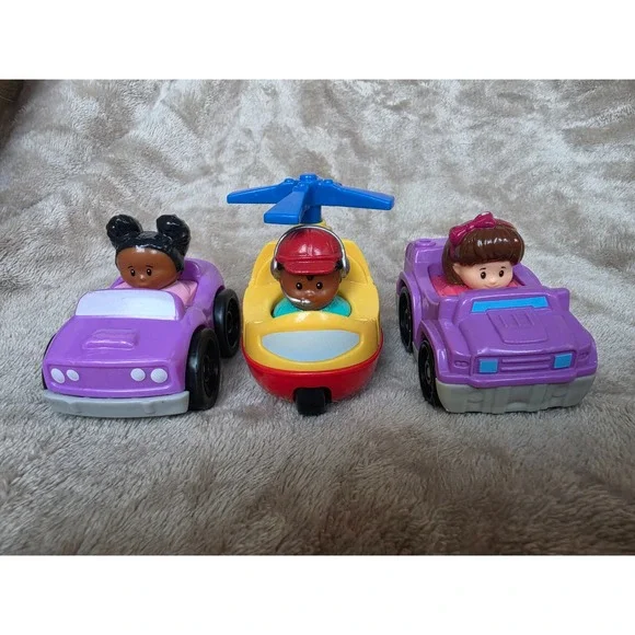 Fisher-Price Little People Wheelies Lot of 3 Purple Cars & Yellow Helicopter