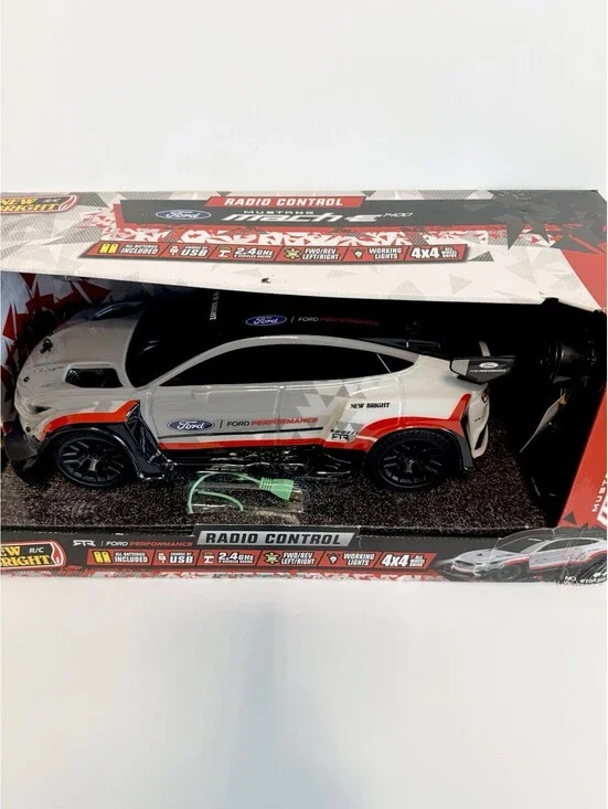 New Bright Ford Mustang Mach-E 1400 RC Car 4WD 2.4GHz USB