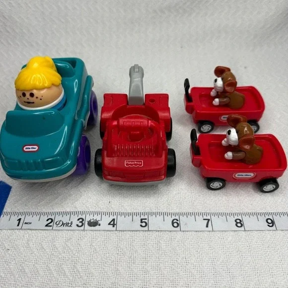 Fisher Price Little‎ People Car Truck Wagons and Dogs Vintage Lot of 4