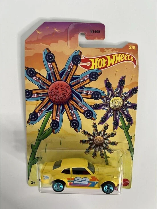 New Hot Wheels 2022 Spring Collection Custom Ford Maverick 2/5 Yellow Diecast