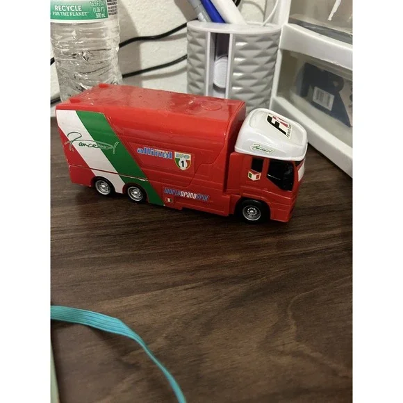Disney Pixar Cars - SAL FRANCESCO BERNOULLI HAULER Stunt Racers  READ PLEASE