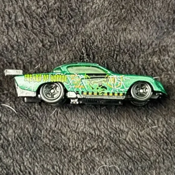 Vintage Hot Wheels Freaks of Horror Terrorific Series 1:64 Die Cast Car