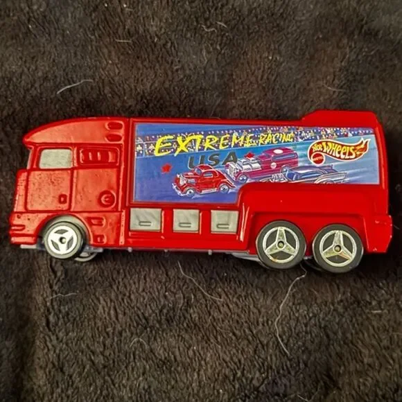Vintage Hot Wheels Haulers Extreme Racing 12cm Die Cast Vehicle