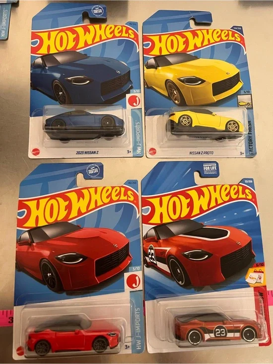 Hot Wheels 2023 Nissan Z Lot of 4 Blue Red Yellow Proto JDM Mainline