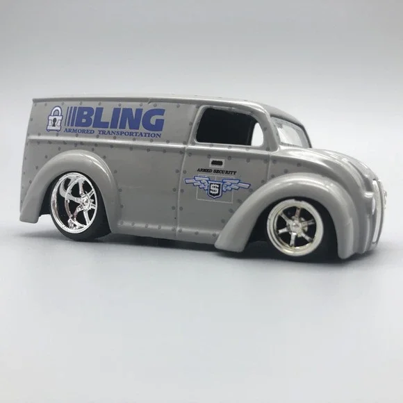 Jada D-Rods 1939 39 Div Cruizer Bling Armored‎ Truck Transportation Diecast 1/64