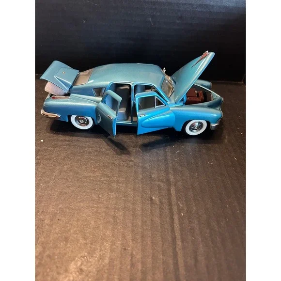 1948 TUCKER TORPEDO FRANKLIN MINT 1/24 SCALE DIECAST